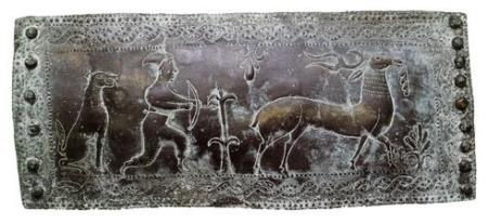 Kopija pasne spone. © 2011, Tomaž Lauko, vir: Zakladi tisočletij.